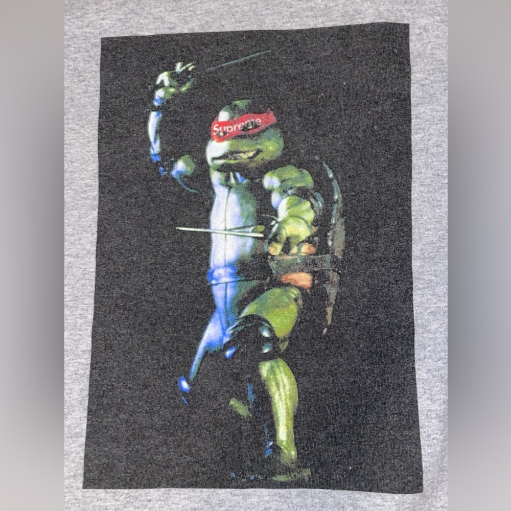 Supreme Raphael Ninja Turtle Tee Size Medium - Picture 5 of 6